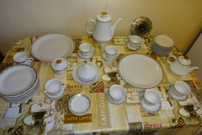 serviz-novyi-colditz-gdr-na-12-person-big-0