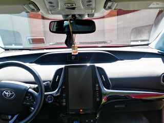 prodam-toyota-prius-prime-52l-limitet-levyi-rul-2020-god