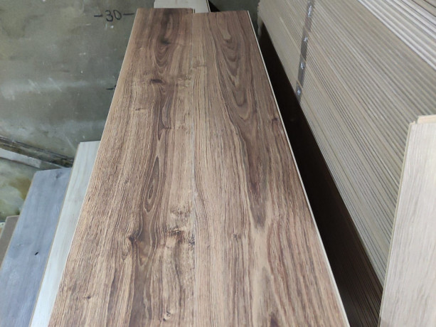 laminat-31-33-klass-6-12-mm-rasprodaza-big-9