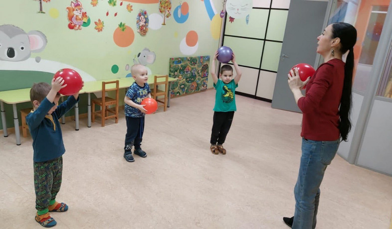 gruppa-vyxodnogo-dnia-na-baze-detskogo-sada-koalamama-15-6-let-big-4