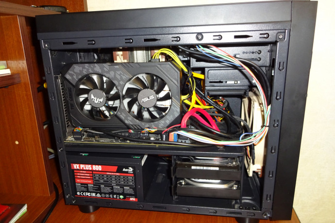 komp-fx8370asrock-970pro3ssd32-gb-kingston600w-big-2