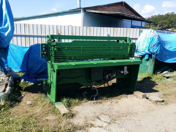 gilyotina-nd3318g-63x2000-prodam-vladivostok-big-0